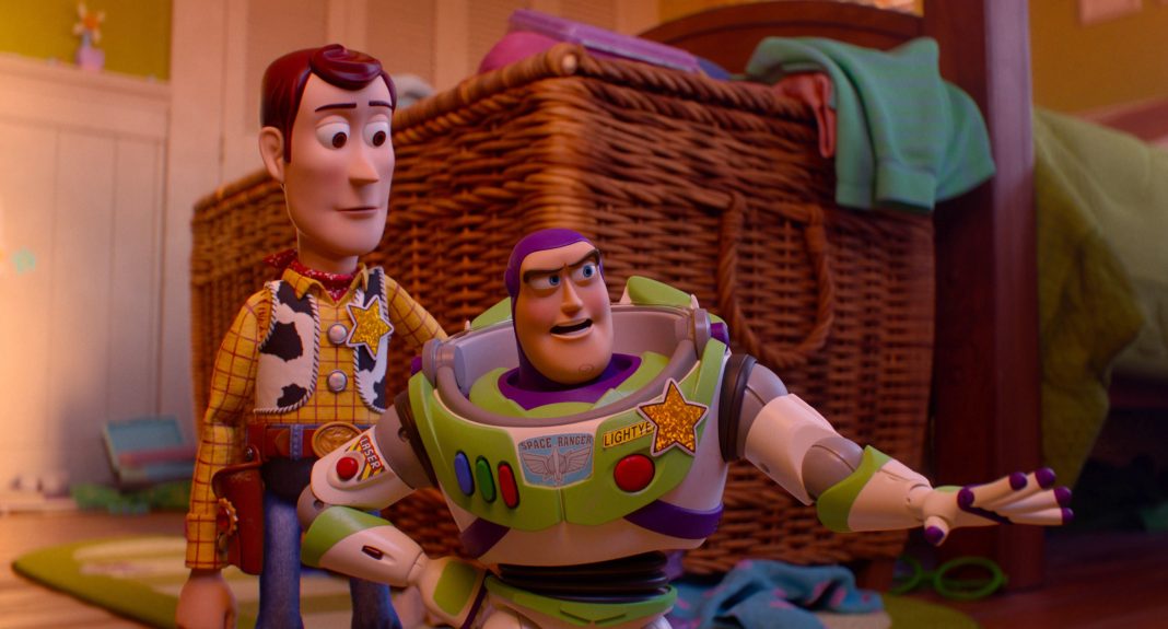 'Toy Story 5' blijft stevig op nummer één in de Britse en Ierse bioscopen (Picture by: variety.com)