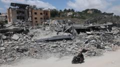 Twee doden in Zuid-Libanon na Israëlisch schietincident ondanks staakt-het-vuren Twee doden in Zuid-Libanon na Israëlisch schietincident ondanks staakt-het-vuren (Picture by: ichef.bbci.co.uk)