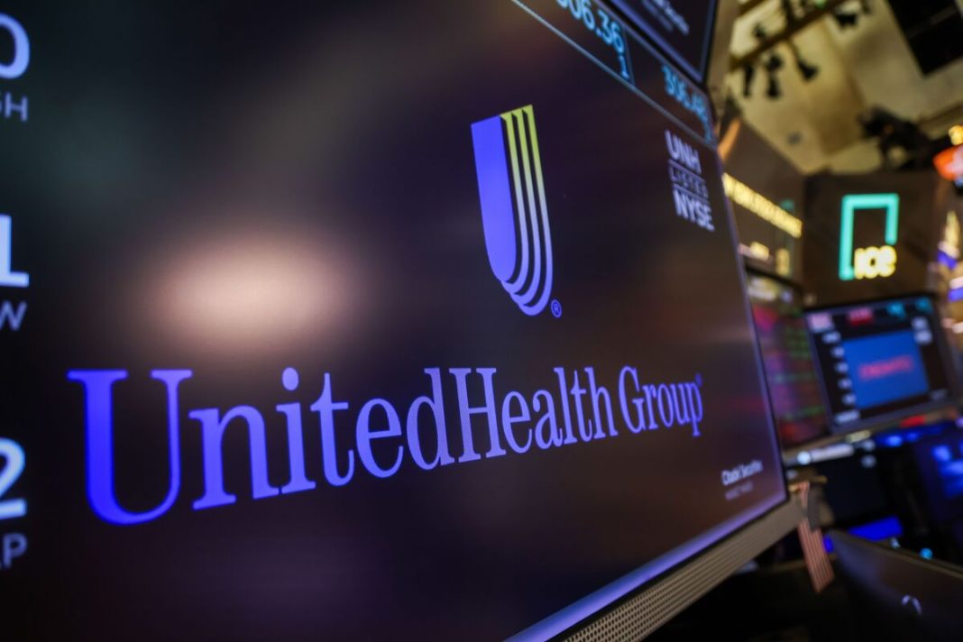 UnitedHealth investeert 3 miljard dollar in AI: robots bellen voortaan de dokter UnitedHealth investeert 3 miljard dollar in AI: robots bellen voortaan de dokter (Picture by: assets.bwbx.io)