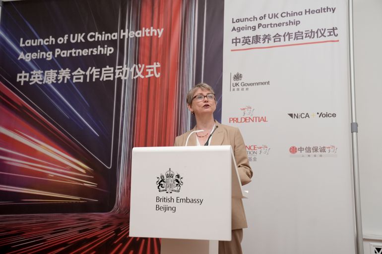 VK en China beëindigen diplomatieke 'ijstijd': waarom het Westen Beijing nodig heeft (Picture by: aljazeera.com)