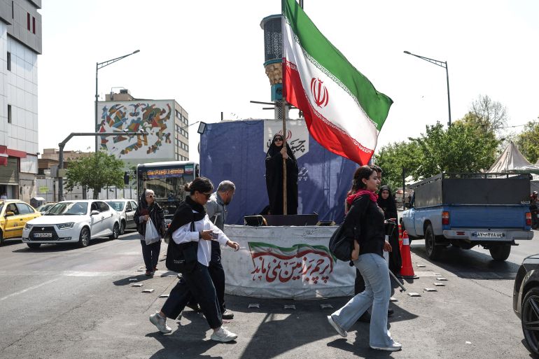VS en Iran: vredesakkoord in de maak, maar de moeilijkste vragen zijn uitgesteld VS en Iran: vredesakkoord in de maak, maar de moeilijkste vragen zijn uitgesteld (Picture by: aljazeera.com)