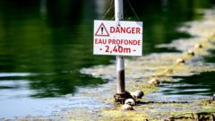 Verdrinkingsdoden nemen toe in Frankrijk tijdens hevige hittegolf in Europa Verdrinkingsdoden nemen toe in Frankrijk tijdens hevige hittegolf in Europa (Picture by: ichef.bbci.co.uk)