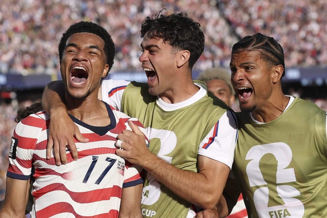 Analyse: Prestaties VS-voetbalelftal tijdens WK-knockoutfase onderwerp van debat Analyse: Prestaties VS-voetbalelftal tijdens WK-knockoutfase onderwerp van debat (Photo by: nyt.com)