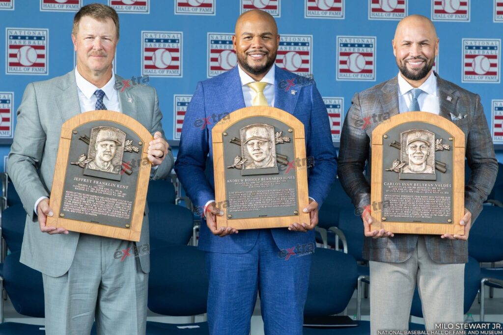Andruw Jones wordt officieel opgenomen in de Baseball Hall of Fame (Picture by: extra.cw)