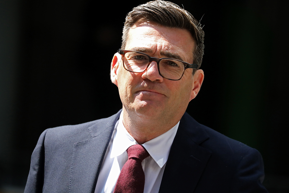 Andy Burnham wordt nieuwe premier van het Verenigd Koninkrijk Andy Burnham wordt nieuwe premier van het Verenigd Koninkrijk (Picture by: variety.com)