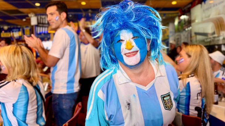 Argentijnse fans vieren voorronde finale in Little Argentina, New York Argentijnse fans vieren voorronde finale in Little Argentina, New York (Picture by: aljazeera.com)