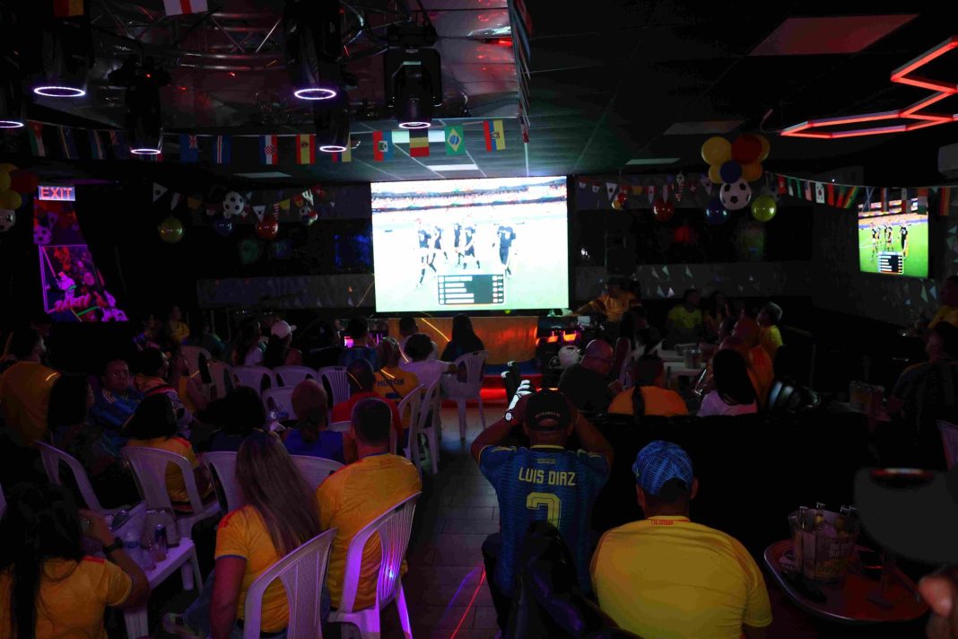 Aruba beleeft WK-voetbal met grote publieke belangstelling (Picture by: 24ora.com)
