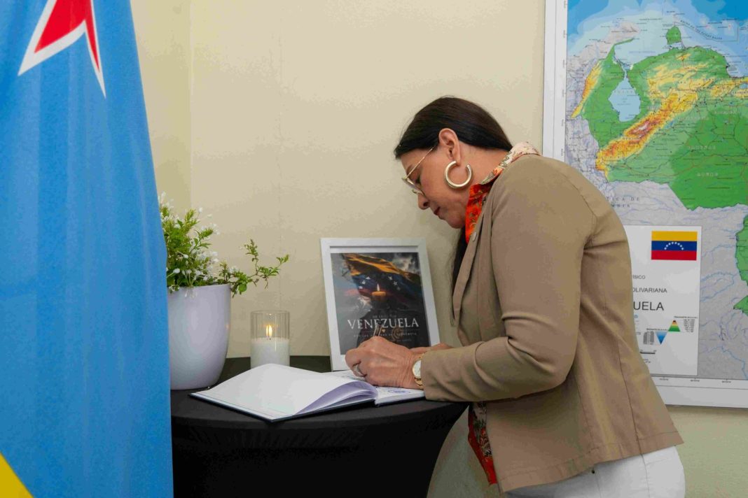 Aruba tekent condoleanceregister na aardbeving Venezuela (Picture by: 24ora.com)
