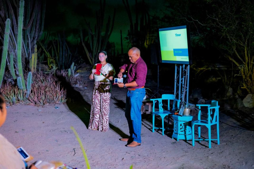 Arubaan behaalt tweede plaats op internationaal sprekersconcours in Jamaica (Picture by: 24ora.com)