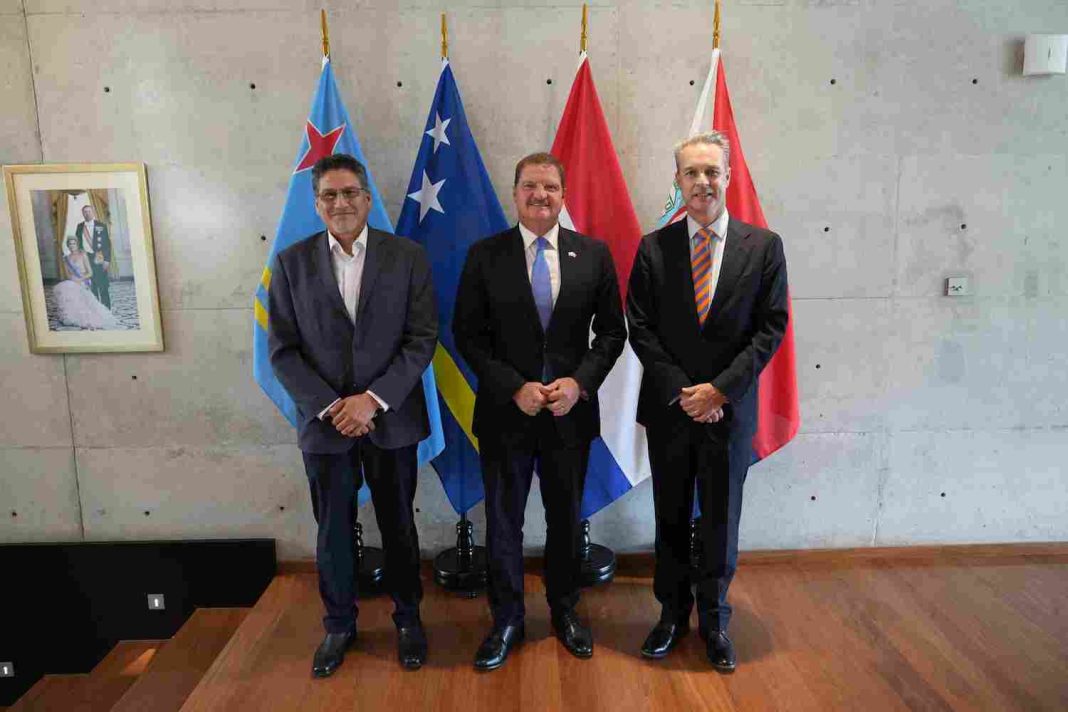 Arubaanse minister ontmoet Peruans om handel in verse producten te bevorderen (Picture by: 24ora.com)