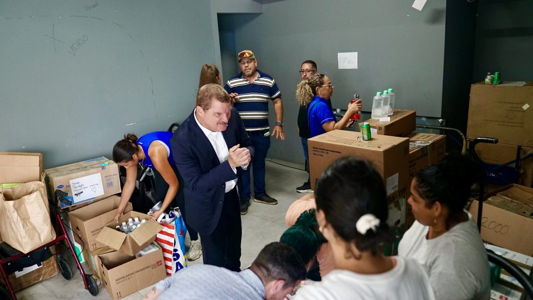 Premier Eman prijst humanitaire actie: meer dan 100 pallets hulpgoederen op weg naar Venezuela Premier Eman prijst humanitaire actie: meer dan 100 pallets hulpgoederen op weg naar Venezuela