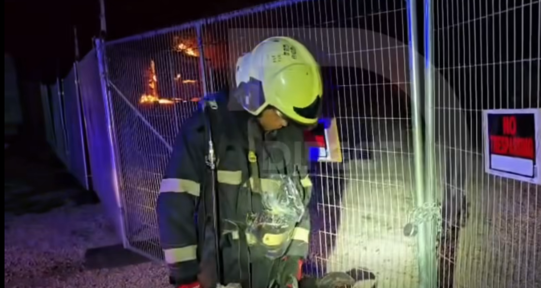 Brandstichting escaleren in Otrobanda (Picture by: paradisefm.cw)