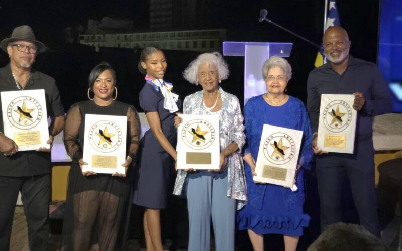 Curaçao eert lokale kunstenaars met eigen 'Walk of Fame' (Picture by: paradisefm.cw)