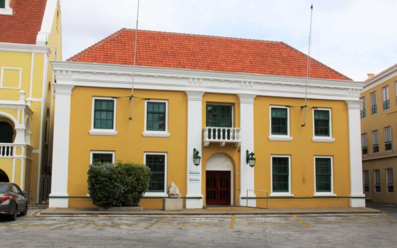 Curaçao vernieuwt bestuursrecht met inspraak voor burgers (Picture by: paradisefm.cw)