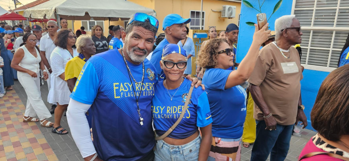 Den Bont opnieuw in het nieuws op Curaçao (Picture by: extraboneiru.com)