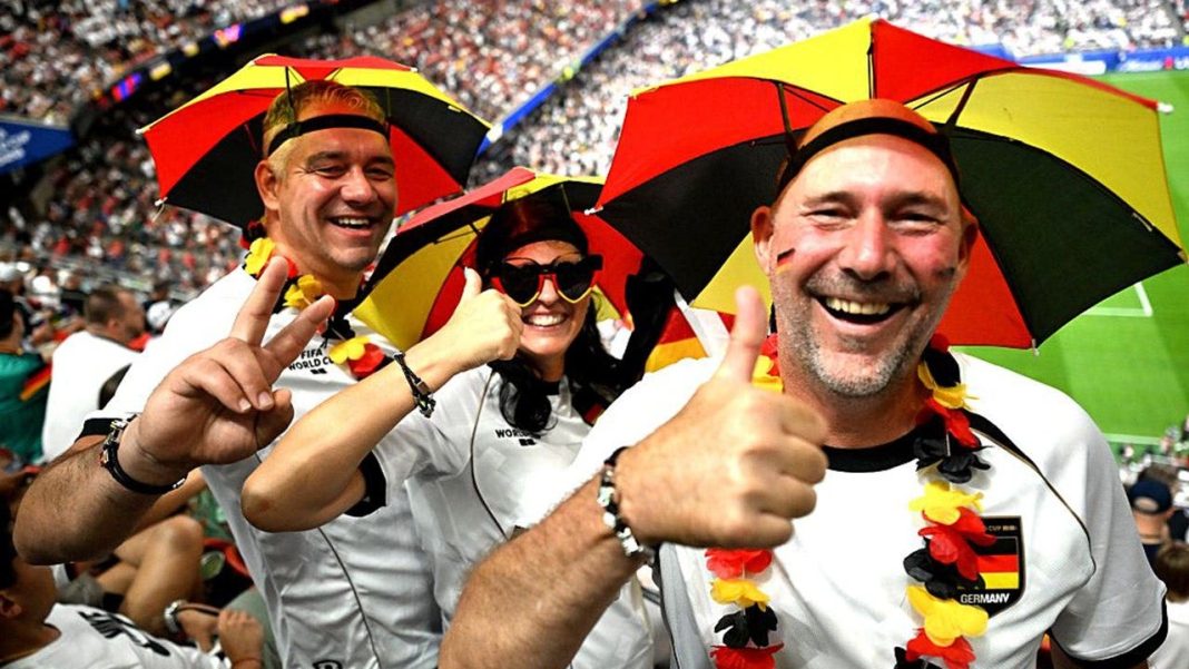 Duitse WK-supporter ontroerd door gastvrijheid van Amerikanen (Photo by: foxnews.com)