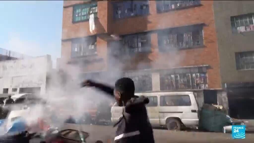 Duizenden Malawiërs vluchten terug naar huis door xenofobisch geweld in Zuid-Afrika Duizenden Malawiërs vluchten terug naar huis door xenofobisch geweld in Zuid-Afrika (Picture by: s.france24.com)