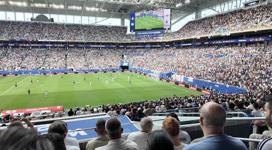 Engeland verslaat Frankrijk in spannende halve finale van WK (Picture by: 24ora.com)