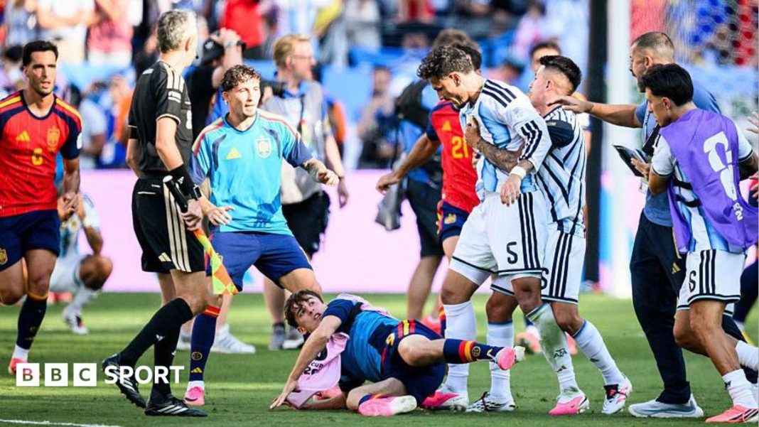 FIFA opent disciplinaire procedure tegen Argentinië (Photo by: co.uk)