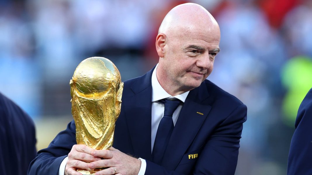 FIFA verwikkeld in controversiële $20 miljard World Cup deal (Photo by: cnbcfm.com)