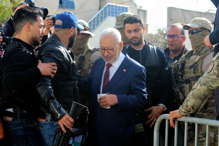 Familie van Ghannouchi bezorgt zich ernstige zorgen over onbekende status (Picture by: aljazeera.com)