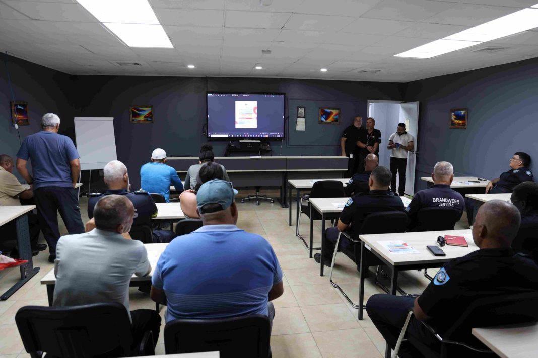 Gobierno di Aruba ontmoet vrijwilligers voor komende Día Nacional pa Cuida Gobierno di Aruba ontmoet vrijwilligers voor komende Día Nacional pa Cuida (Picture by: 24ora.com)