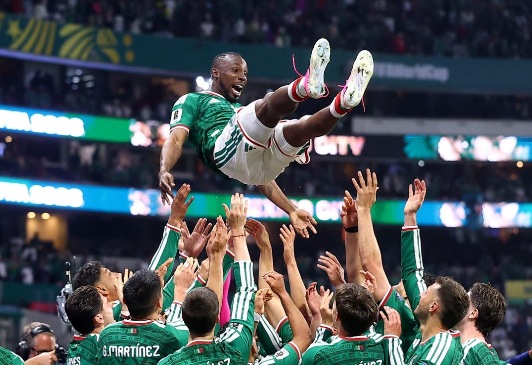 Julián Quiñones legt uit waarom hij koos voor het Mexicaans nationaal elftal boven Colombia (Photo by: beinsports.com)