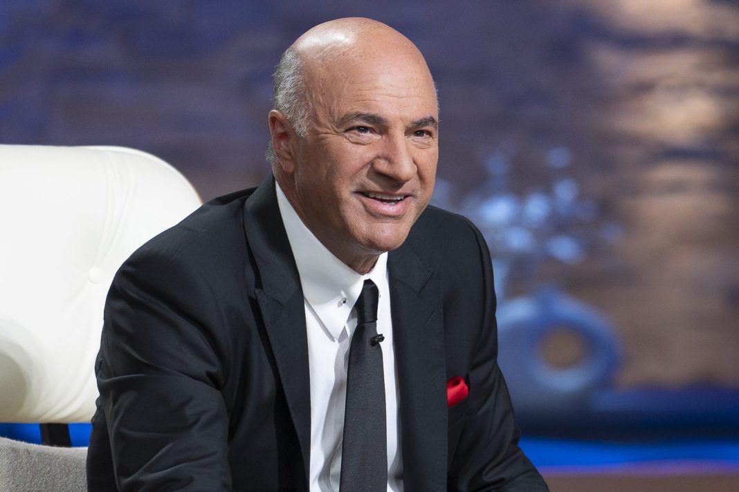 Kevin O’Leary aangeklaagd wegens bewering over Chinese banden data center Kevin O'Leary aangeklaagd wegens bewering over Chinese banden data center (Picture by: variety.com)