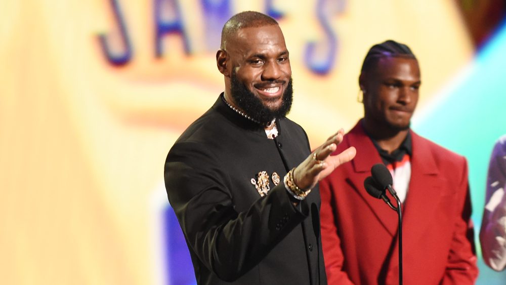LeBron James verlaat de Lakers: wat betekent dit voor de NBA en Los Angeles? LeBron James verlaat de Lakers: wat betekent dit voor de NBA en Los Angeles? (Picture by: variety.com)