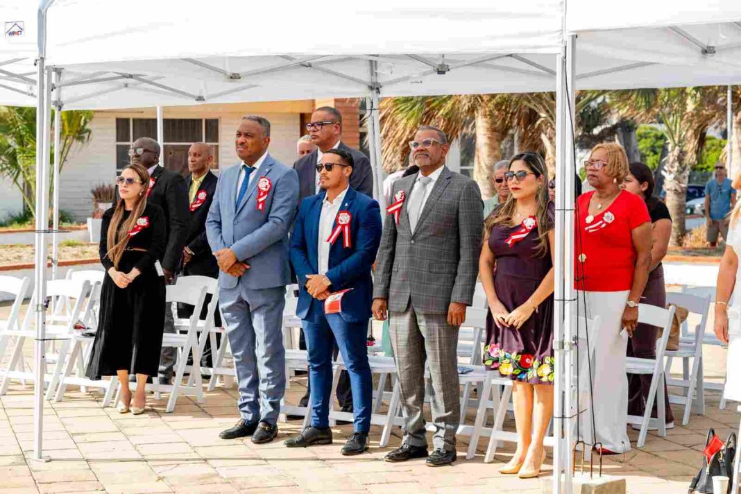Minister Dowers viert 205e Onafhankelijkheidsdag van Peru in Aruba (Picture by: 24ora.com)