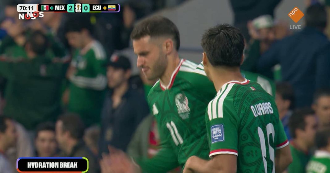 NOS zendt tweede helft van WK-wedstrijd Mexico tegen Ecuador uit via NPO (Photo by: npo.nl)
