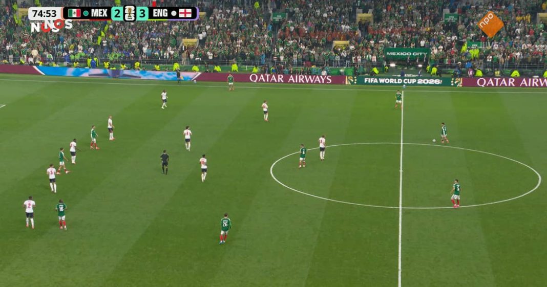 NOS zendt tweede helft van WK-wedstrijd Mexico tegen Engeland uit op NPO (Photo by: npo.nl)