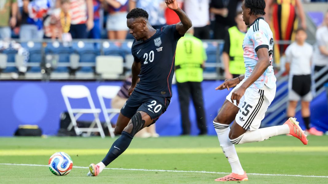 Netflix, Disney en YouTube zouden interesse tonen in FIFA WK-uitzendrechten voor de VS (Photo by: cnbcfm.com)