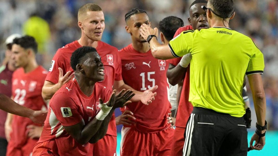 Rode kaart Embolo: Zwitserland klaagt over onterechte uitslag WK 2026 (Photo by: telegraaf.nl)