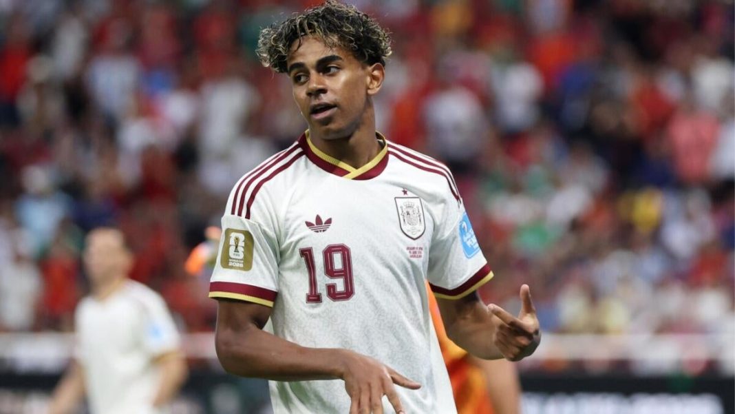 Spanje en Oostenrijk treffen elkaar in FIFA Wereldkampioenschap voetbal Spanje en Oostenrijk treffen elkaar in FIFA Wereldkampioenschap voetbal (Photo by: cbsistatic.com)