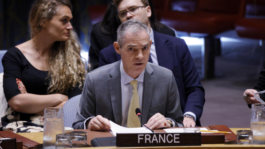 Verenigde Staten trekken zich terug uit VN-raadvergadering na kritiek van Frankrijk (Picture by: s.france24.com)