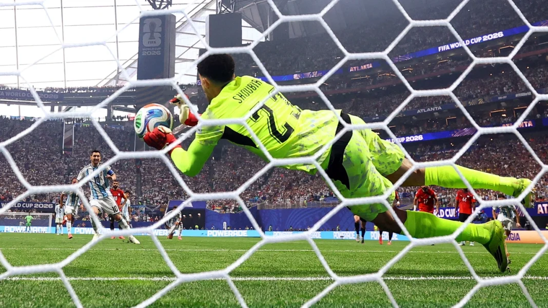 WK voetbal: Argentinië en Egypte staan gelijk in achtste finale (Photo by: nos.nl)