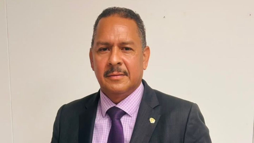 AVP-lid Bermudez noemt Dowers als kandidaat-premier (Picture by: 24ora.com)