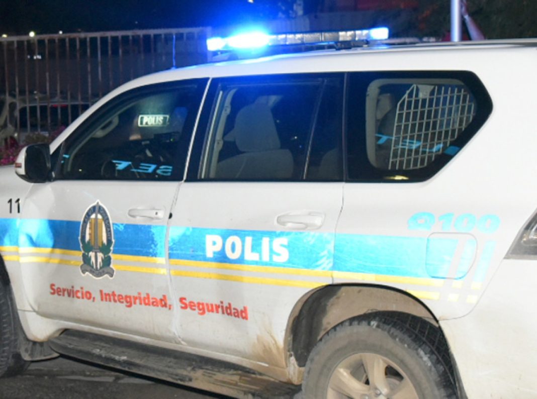 Aanslag en overval in Hubadastraat: Man meldt wapengebruik Aanslag en overval in Hubadastraat: Man meldt wapengebruik (Picture by: diario.aw)