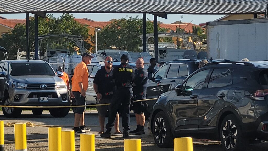 Aanslag op auto in Fuik: Man overleden (Picture by: extra.cw)