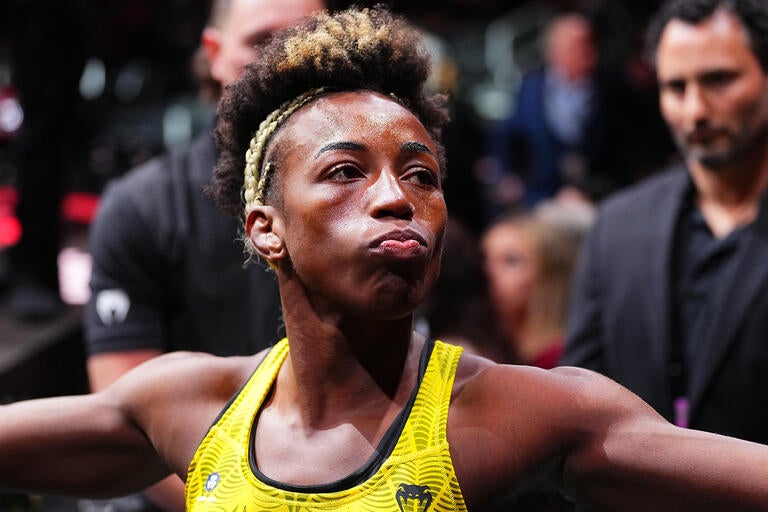 Alexia Thainara: Opkomende Braziliaanse vechtster zoekt haar kans tegen Amanda Lemos Alexia Thainara: Opkomende Braziliaanse vechtster zoekt haar kans tegen Amanda Lemos (Picture by: ufc.com)