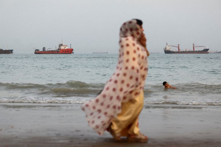 Bandar Abbas: Angst en veerkracht tijdens herhaalde aanvallen Bandar Abbas: Angst en veerkracht tijdens herhaalde aanvallen (Picture by: aljazeera.com)