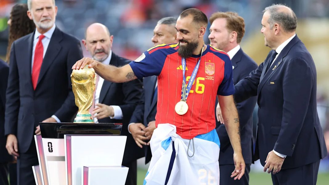 Borja Iglesias reflecteert op mogelijke Spaanse overwinning WK 2026 (Photo by: yimg.com)