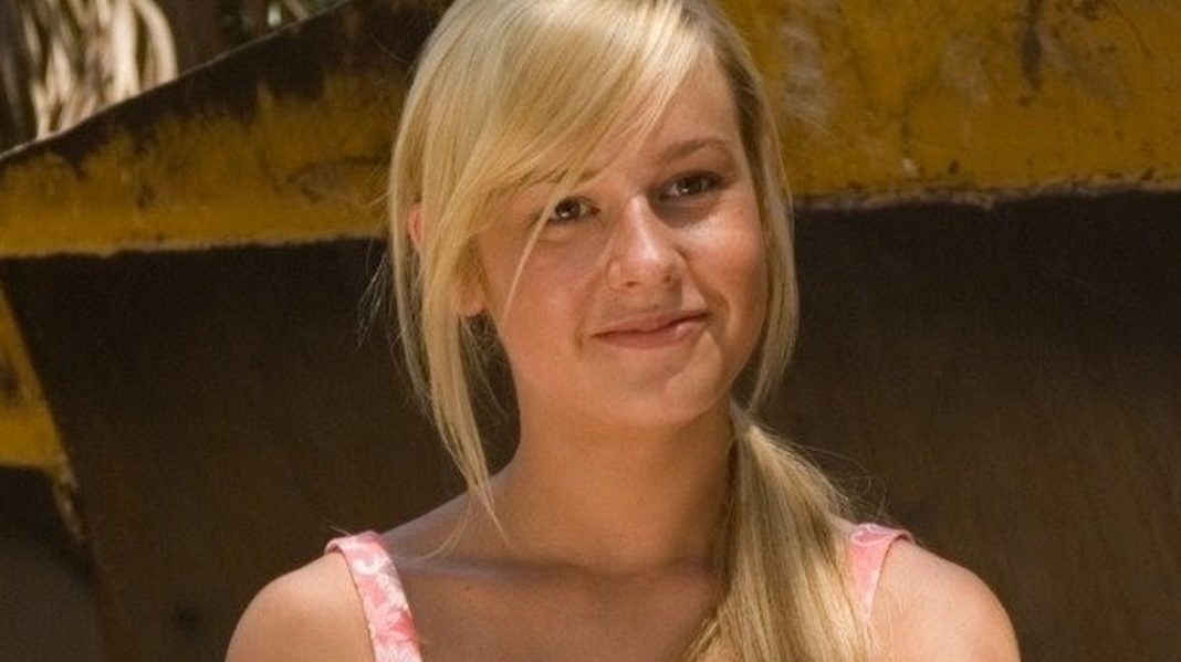Brie Larson's Onverwachte Begin: 'Hoot' was een Box Office Flop (Picture by: slashfilm.com)