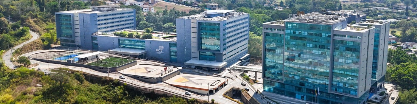 Carlos Bermudez bezoekt Hospital Internacional de Carlos Bermudez bezoekt Hospital Internacional de Colombia in Bucaramanga (Picture by: 24ora.com)