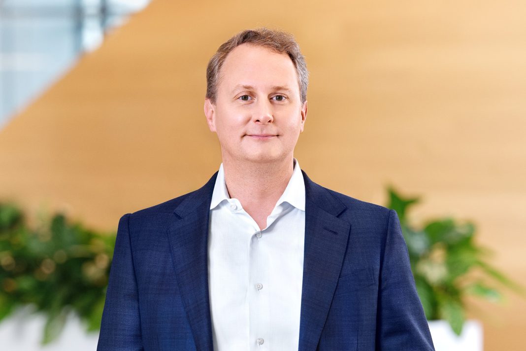 Charter sluit $34,5 miljard Cox-deal: nieuwe kabelmegafusie Charter rondt overname Cox Communications af voor $34,5 miljard en neemt naam Cox aan (Picture by: variety.com)