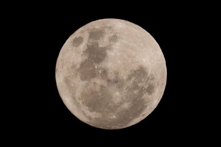 China's Chang'e-7 maanmissie moet geheim van maanijs ontsluieren (Picture by: aljazeera.com)