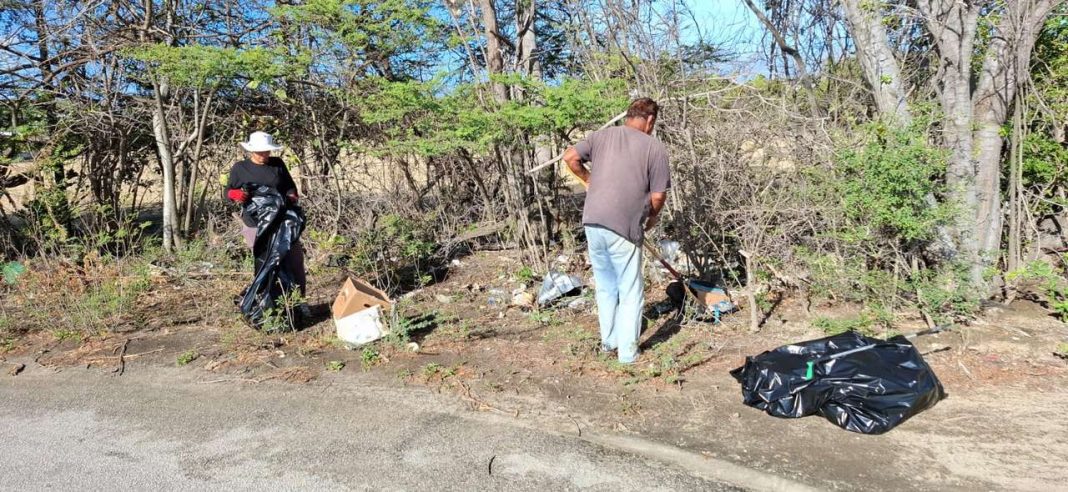 Cuida Aruba zamelt 102 ton afval in tijdens tweede editie Cuida Aruba zamelt 102 ton afval in tijdens tweede editie (Picture by: 24ora.com)