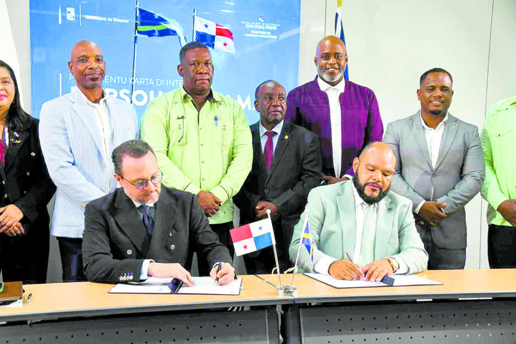 Curaçao en Panama ondertekenen intentieverklaring voor economische samenwerking (Picture by: extra.cw)