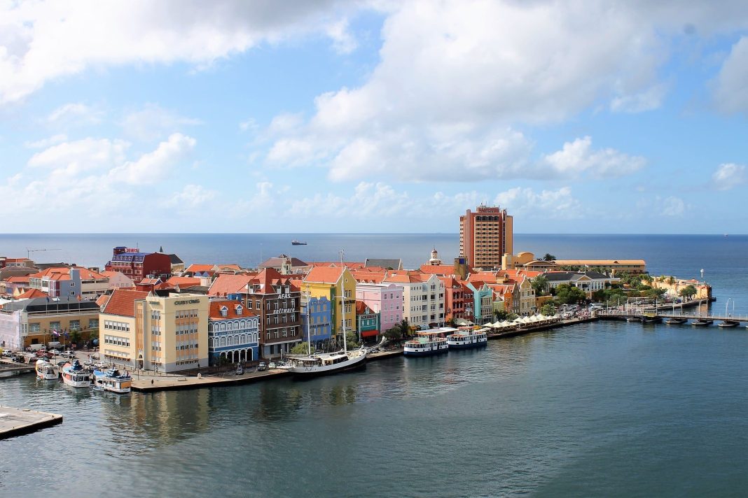 Curaçao lanceert initiatief voor gezondheid en toerisme Curaçao lanceert initiatief voor gezondheid en toerisme (Picture by: nu.cw)